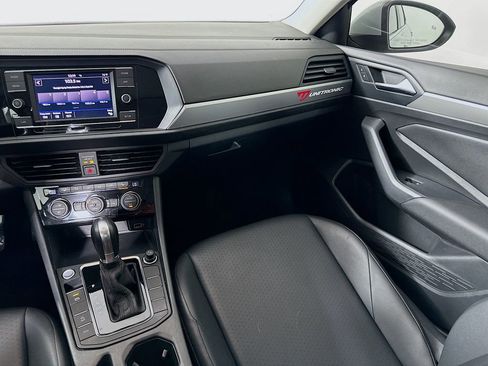 Used 2019 Volkswagen Jetta SE image 23