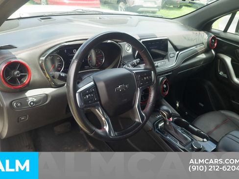 Used 2022 Chevrolet Blazer RS w/ Enhanced Convenience Package FWD image 5