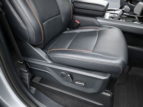 Used 2025 Ford F150 Lariat w/ Equipment Group 502A High image 32