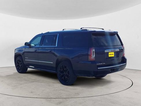 Used 2020 GMC Yukon XL Denali AWD/4WD image 3