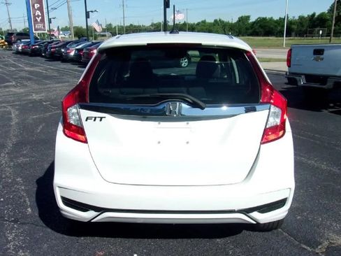 Used 2019 Honda Fit EX image 5
