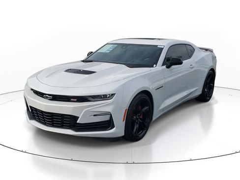 Certified 2024 Chevrolet Camaro SS RWD image 2