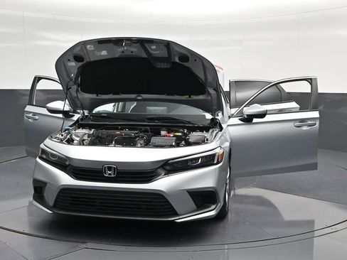 Used 2023 Honda Civic LX image 40