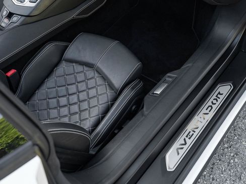 Used 2016 Lamborghini Aventador LP 700-4 AWD/4WD image 22