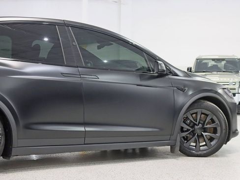 Used 2023 Tesla Model X image 11