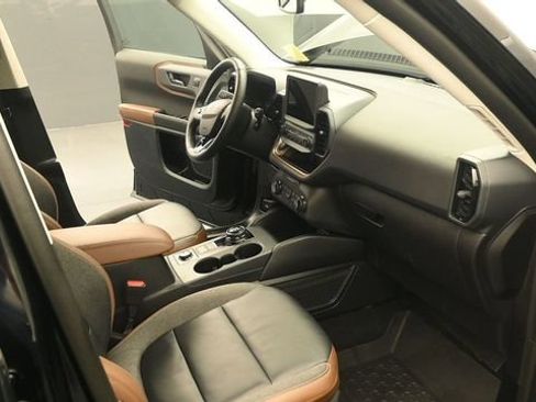 Used 2023 Ford Bronco Sport Outer Banks AWD/4WD image 17