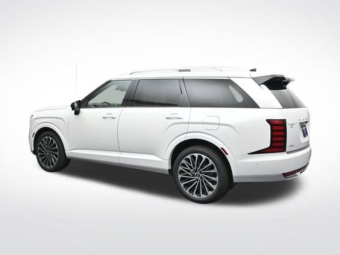 New 2026 Hyundai Palisade Calligraphy FWD image 3
