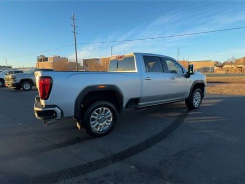 Used 2022 GMC Sierra 2500 Denali w/ Denali Ultimate Package image 8