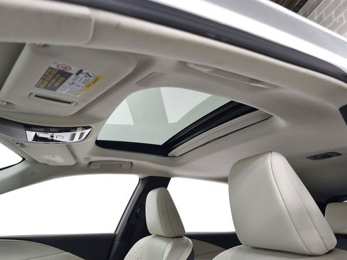 Used 2023 Lexus RX 350 Premium w/ Cold Area Package AWD/4WD image 17