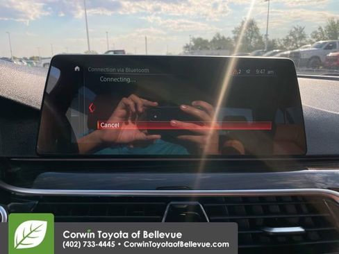 Used 2019 BMW 530e xDrive w/ Convenience Package image 21