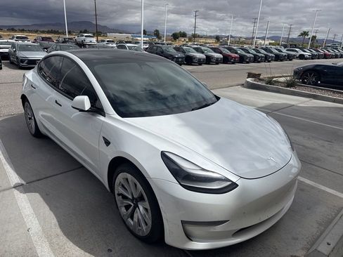 Used 2022 Tesla Model 3 Long Range image 1