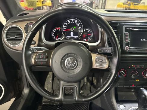 Used 2012 Volkswagen Beetle 2.5 image 29