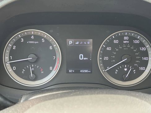 Used 2018 Hyundai Tucson SE image 27