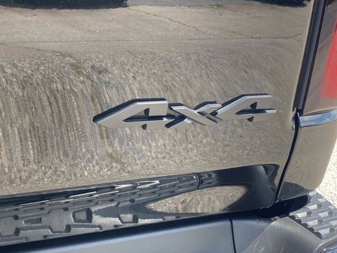 Used 2025 RAM 1500 Big Horn AWD/4WD image 6