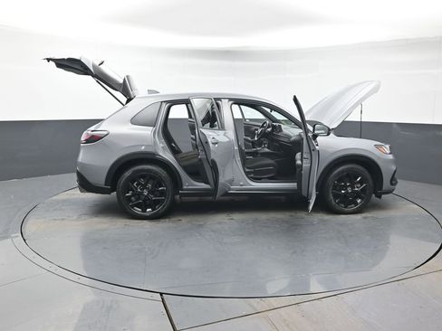 Certified 2023 Honda HR-V Sport image 47