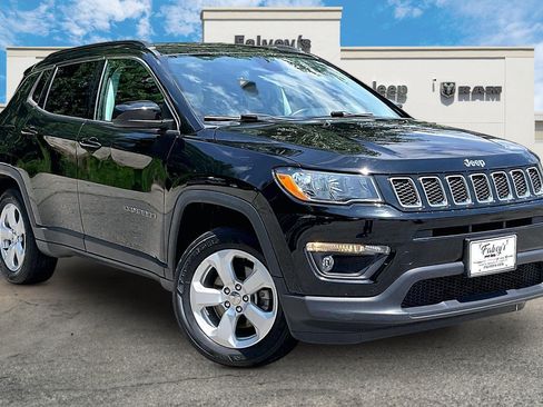 Used 2021 Jeep Compass Latitude w/ Convenience Group AWD/4WD image 11