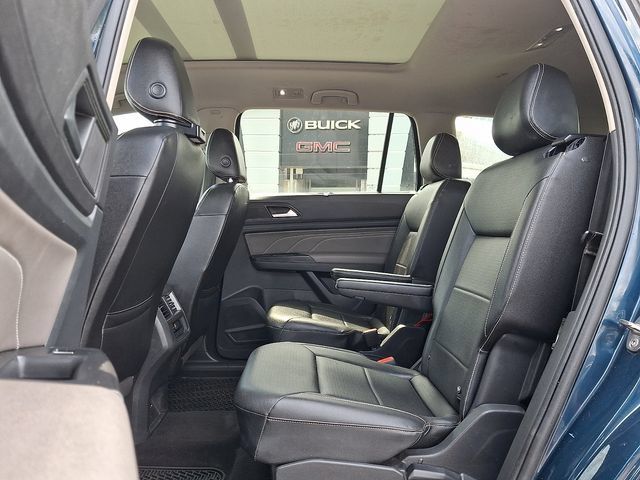 Used 2021 Volkswagen Atlas SEL R-Line AWD/4WD image 10