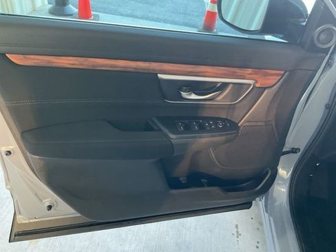 Used 2022 Honda CR-V EX image 5