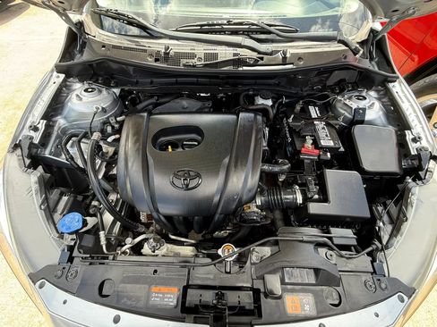 Used 2017 Toyota Yaris iA FWD image 36