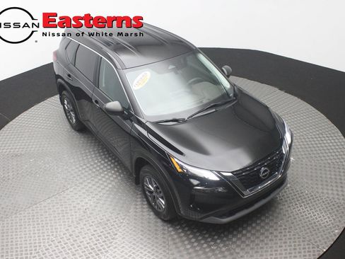 Used 2023 Nissan Rogue S AWD/4WD image 3