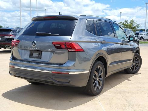 Used 2024 Volkswagen Tiguan SE FWD image 6