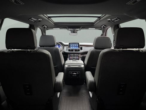 Used 2024 Chevrolet Suburban High Country w/ Max Trailering Package image 29