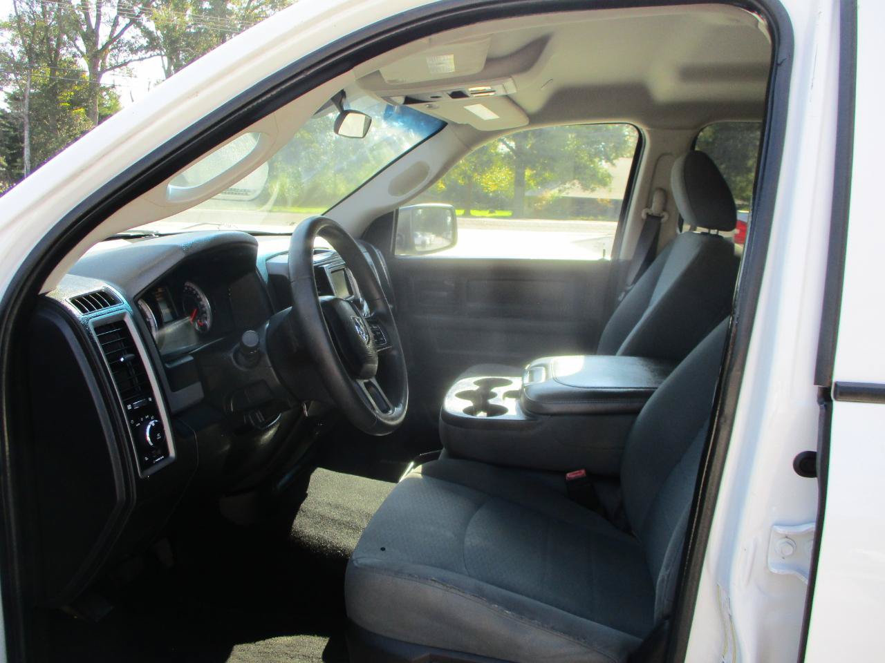 Used 2020 RAM 1500 Tradesman w/ Tradesman SXT Package AWD/4WD image 16