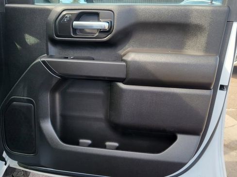 Used 2024 GMC Sierra 2500 Pro AWD/4WD image 13