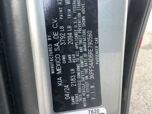 Used 2024 Kia Forte GT-Line w/ GT-Line Premium Package image 21