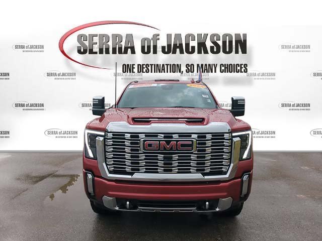 Used 2024 GMC Sierra 2500 Denali w/ Denali Reserve Package AWD/4WD image 3
