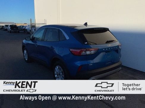 Used 2020 Ford Escape SE image 31