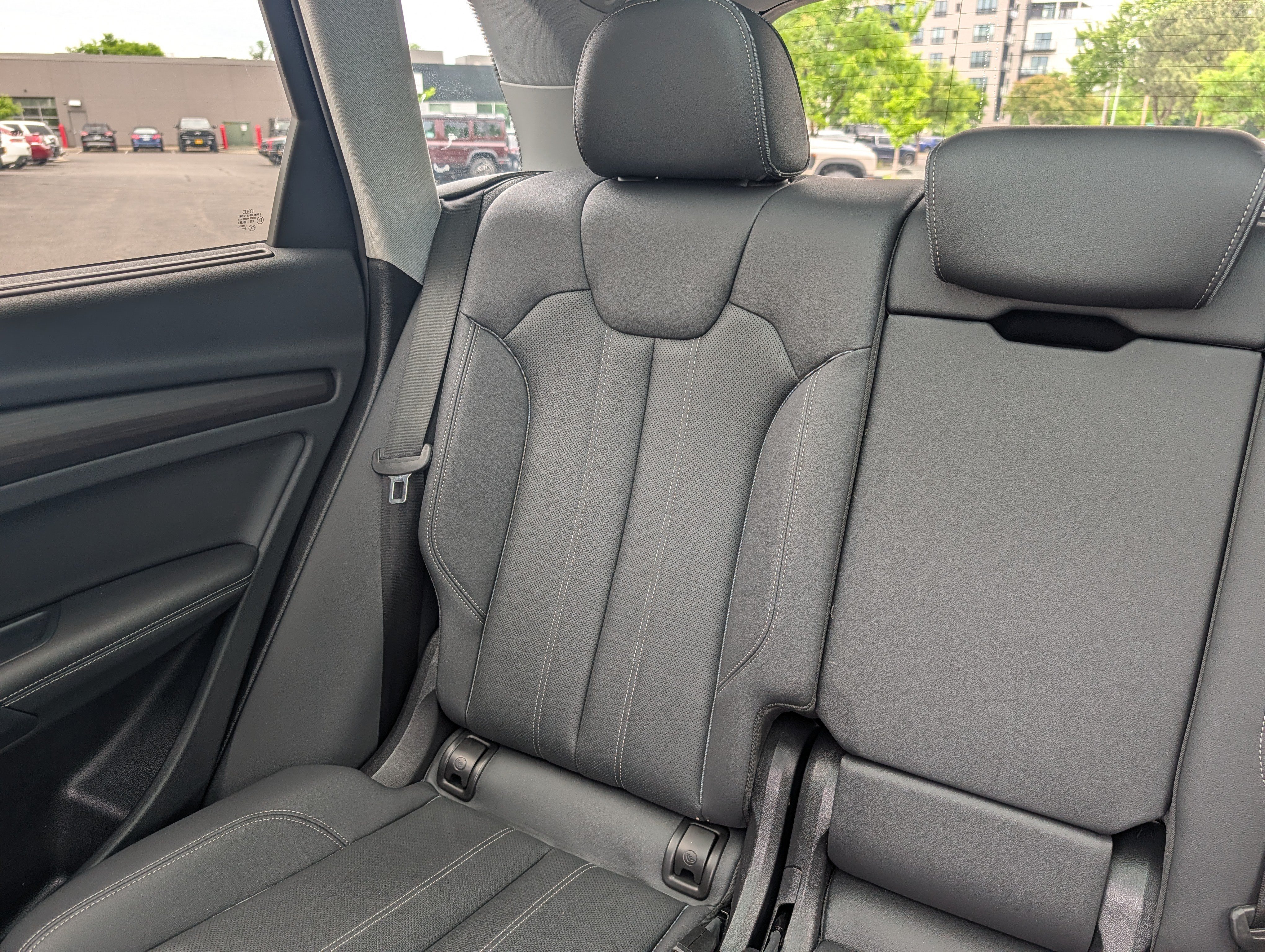 Used 2023 Audi Q5 2.0T Premium Plus w/ Premium Plus Package AWD/4WD image 13