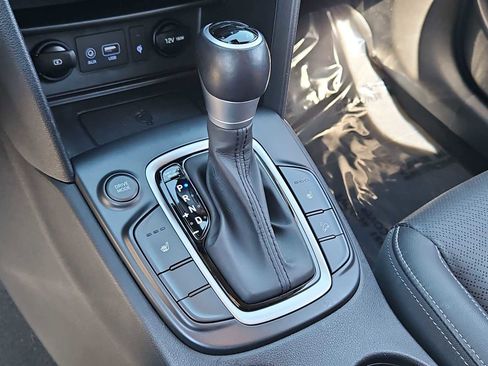 Certified 2021 Hyundai Kona Limited w/ Cargo Package image 31