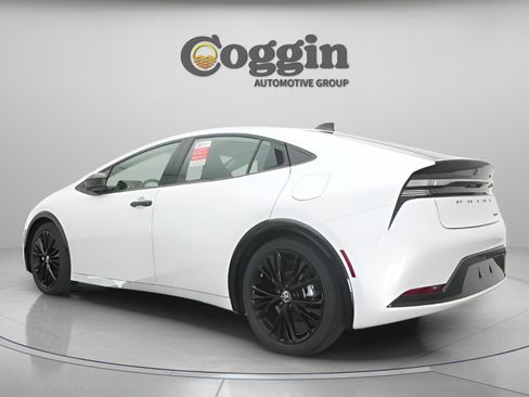 New 2026 Toyota Prius Plug-In Hybrid image 12