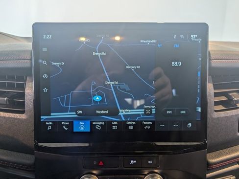 Used 2022 Ford Expedition Max Limited image 19