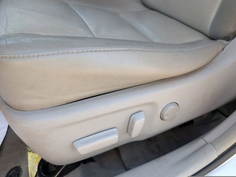 Used 2013 Toyota Camry XLE w/ Convenience Pkg FWD image 10