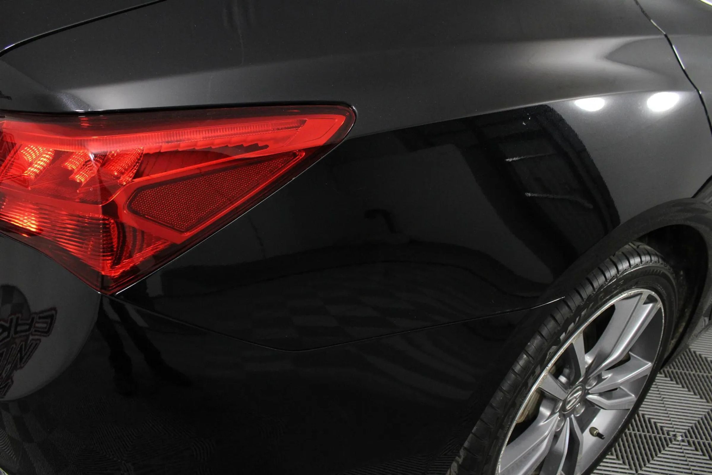 Used 2020 Acura TLX w/ Technology Package FWD image 31