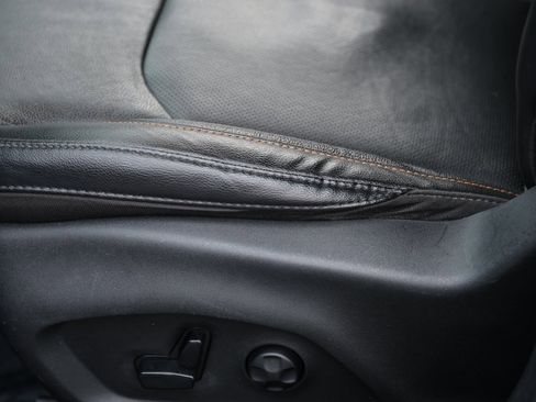 Used 2021 Jeep Compass Limited image 12