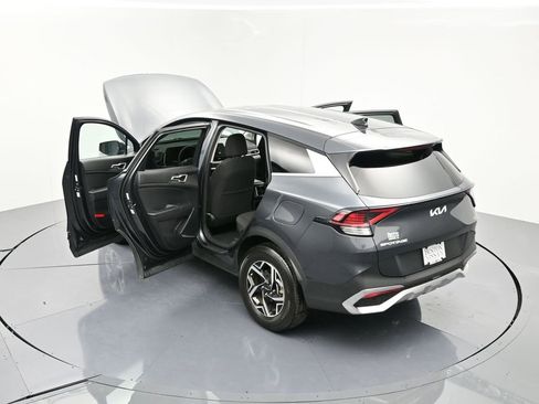 Used 2023 Kia Sportage LX image 22
