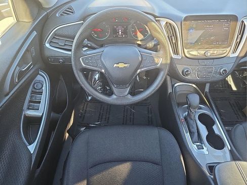 Used 2024 Chevrolet Malibu LT image 12