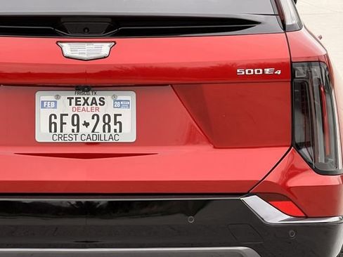 New 2026 Cadillac Optiq Sport 2 image 5