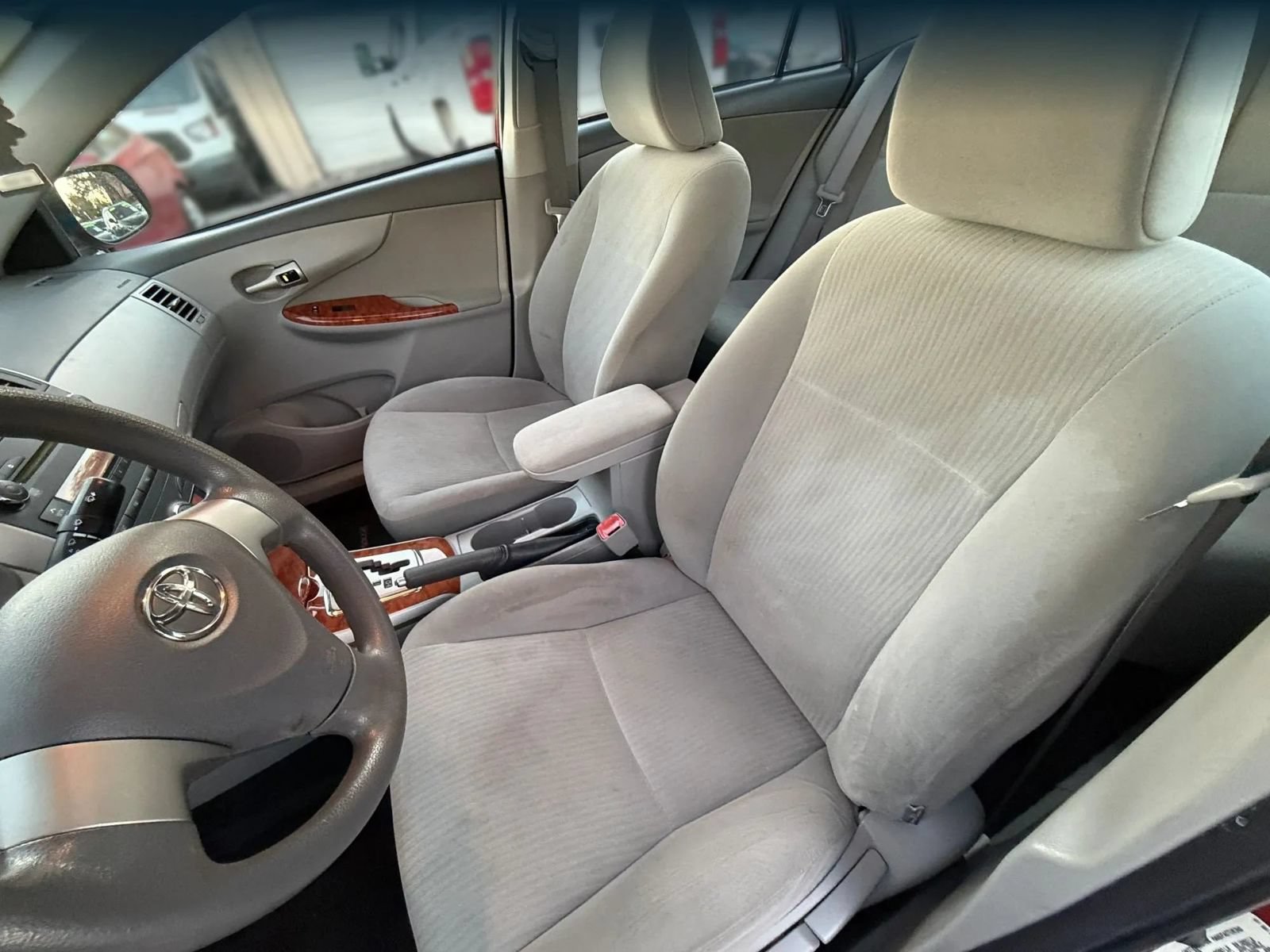 Used 2010 Toyota Corolla XLE w/ XLE EVP Pkg #2 FWD image 11