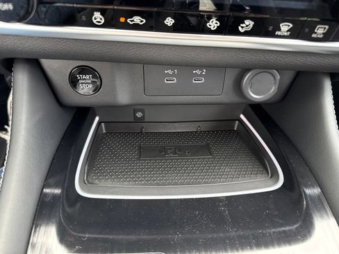 New 2026 Nissan Rogue Platinum AWD/4WD image 25
