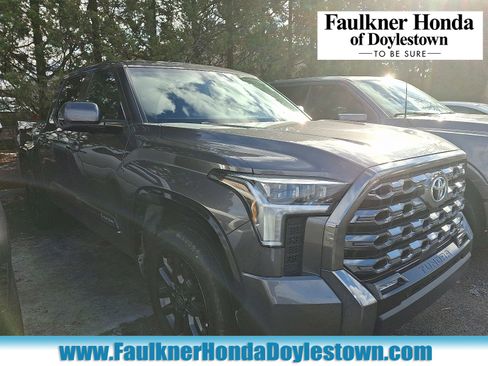 Used 2025 Toyota Tundra Platinum image 1
