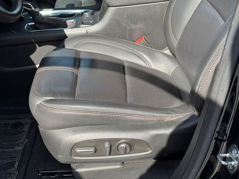 Used 2023 Chevrolet Traverse RS w/ LPO, Floor Liner Package image 17