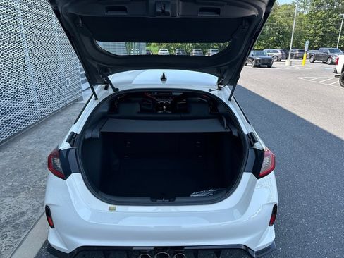 Used 2026 Honda Civic Type R image 11