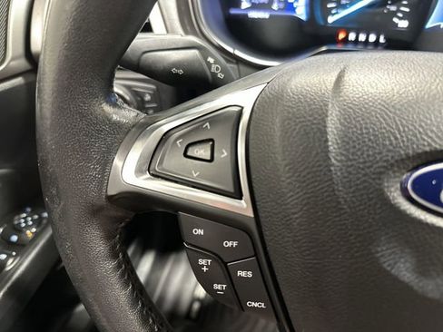 Used 2017 Ford Fusion SE w/ Equipment Group 601A FWD image 37