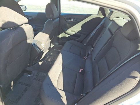 Used 2023 Chevrolet Malibu LT image 19