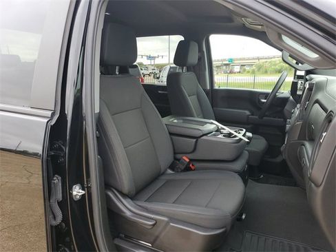 Certified 2024 Chevrolet Silverado 2500 Custom image 27