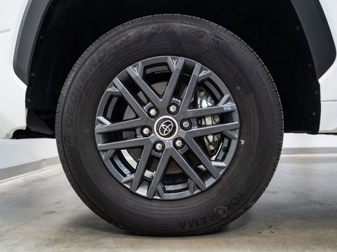 Used 2023 Toyota Tundra SR5 w/ SR5 Convenience Package image 11